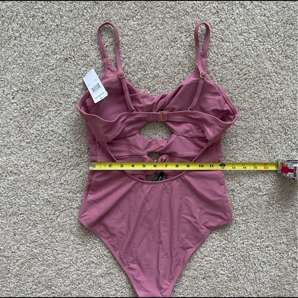 SOLD ✨ Bebe Twisted Cutout One Piece Swimsuit - Picture 14 of 14